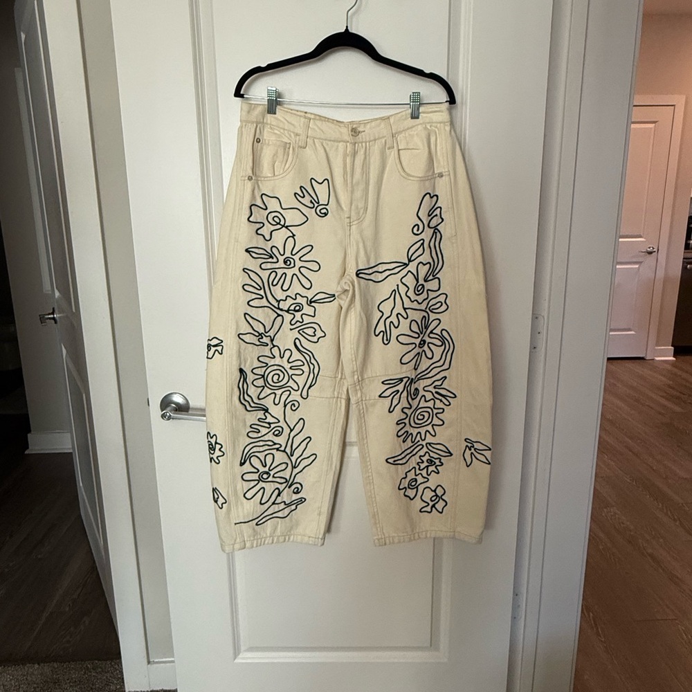 Barrel jeans